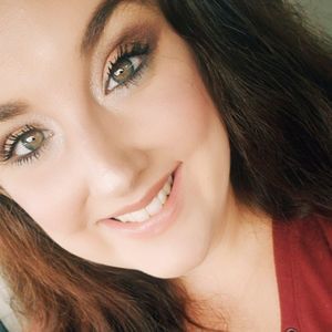 Meet your Posher, Carissa